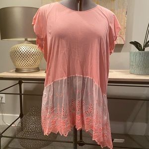 Cute pink top!